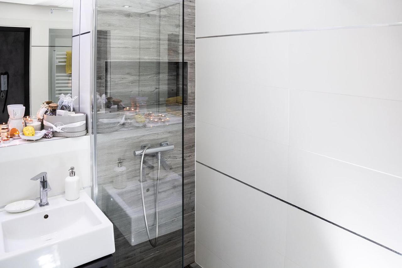 Apartment,Private Parking, Balcony, Smart Check In Besztercebánya Kültér fotó